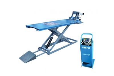 ליפט לאופנועים 700 קג KARNAF